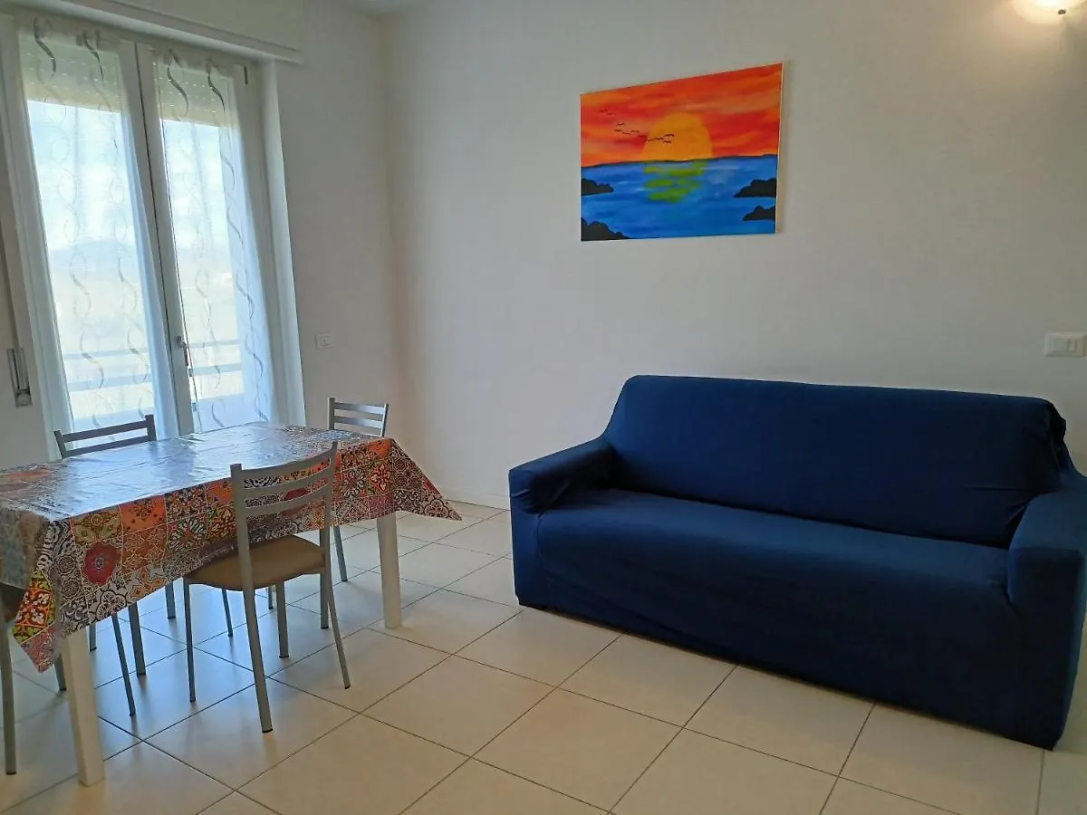 Il Turistiere Apartman Cavalcaselle Olaszország